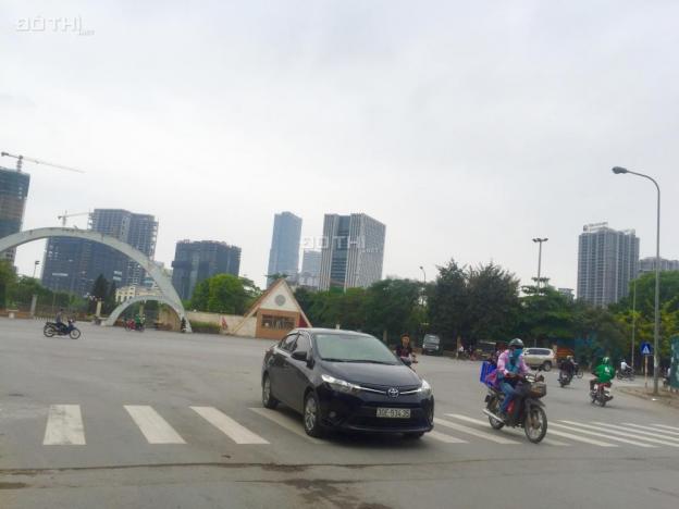 Cực hiếm, căn hộ chung cư khu đô thị mới Dịch Vọng, đối diện công viên Cầu Giấy 90m2, giá 2,4 tỷ 12672137