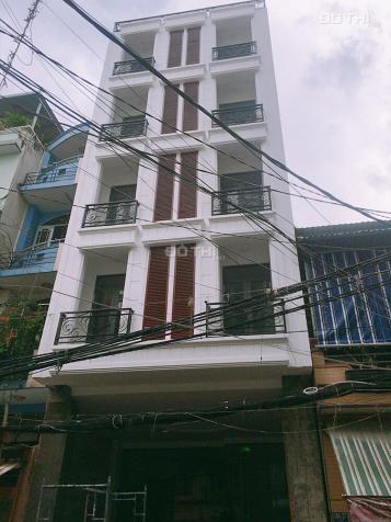 Cho thuê tòa nhà 2 mặt tiền 441 Hai Bà Trưng, góc Trần Quang Khải, Quận 1 12674109