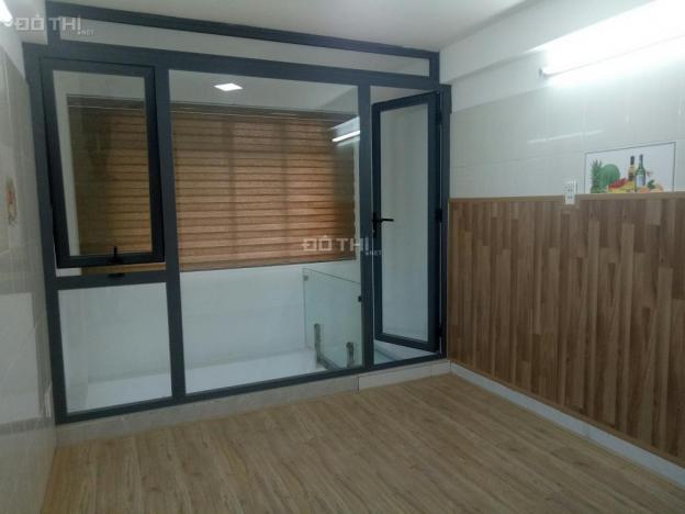 Bán nhà 2 lầu Võ Văn Kiệt, P.1, Q.5, CN 20,3m2, giá 5,2 tỷ. SHR hoàn công, đúc thật gần chợ Cao Đạt 12676450