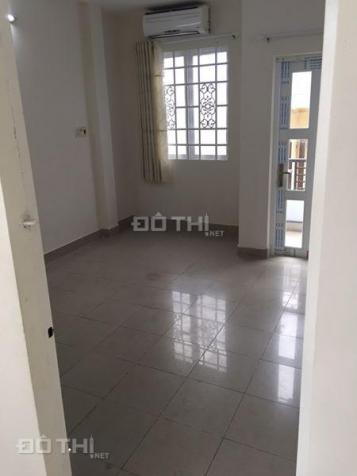 Bán nhà hẻm 3m đường Rạch Bùng Binh, P. 10, Q. 3. DT: 25m2. Giá: 3,1 tỷ 12679141