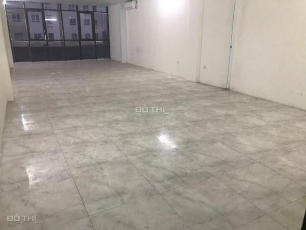 Cho thuê văn phòng 80m2 khu Chùa Láng, Nguyễn Chí Thanh, Đống Đa, 0934693628 12478985