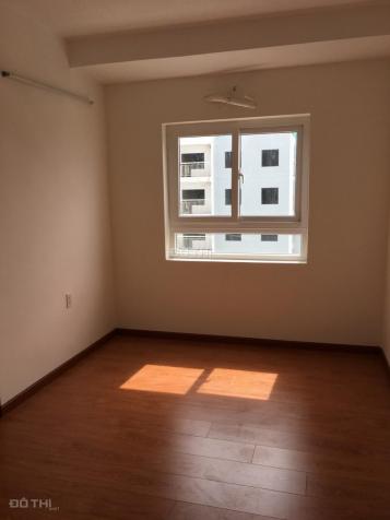 Cần cho thuê căn hộ vào đầu tháng 6, DT 50m2, 1 PN, view công viên, nhà trống. LH 0888714752 12682806