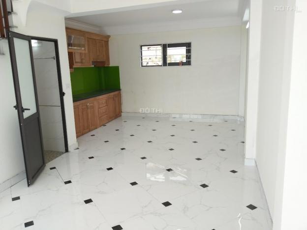 Nhà mới 5 tầng gác lửng, ôtô vào nhà tại Yên Ngưu, Thanh Trì, HN. LH: A. Công 0974509368 12673984