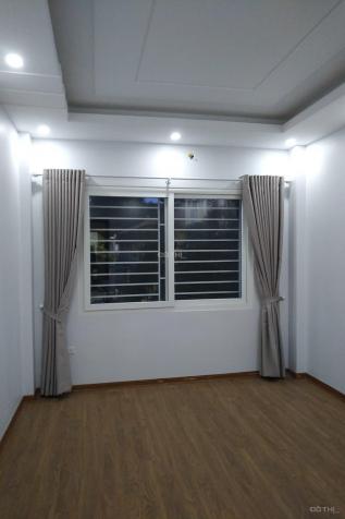 Bán nhà phố Vĩnh Hồ, Đống Đa xây mới, 40m2 * 5 tầng, 3.7 tỷ. LH: 0987323163 12690972