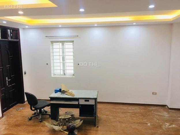 Hàng hiếm - Phố Yên Lạc, phân lô, ô tô tránh, kinh doanh, 52m2, 5.6 tỷ. LH: 0868 451 555 12694005