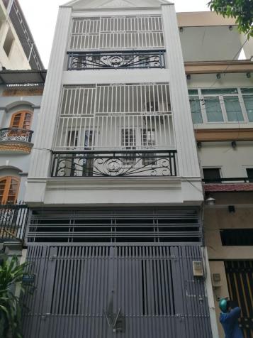 Cho thuê gấp nhà 2 lầu mặt tiền đường Nguyễn Trọng Tuyển, P. 15, Q. Phú Nhuận 12695056