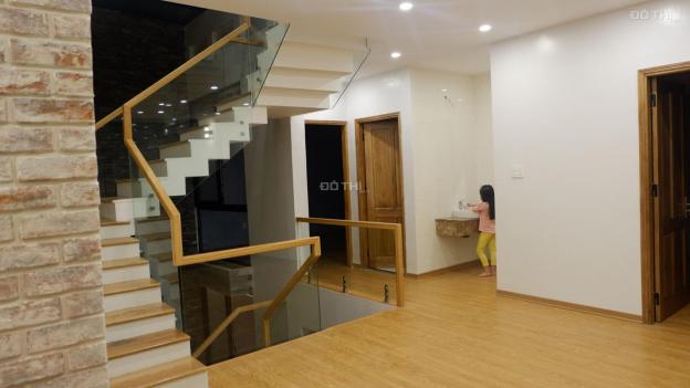 Cho thuê nhà 4,5 tầng, siêu đẹp siêu vip đường Nguyễn Tất Thành, Hải Châu 12699058