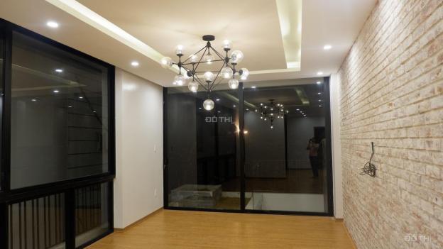 Cho thuê nhà 4,5 tầng, siêu đẹp siêu vip đường Nguyễn Tất Thành, Hải Châu 12699058