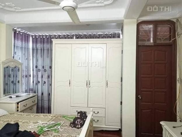 Nhà phân lô quân đội Lê Trọng Tấn: DT: 50m2, 4 tầng, MT: 6m, giá 2,8 tỷ. LH: 0987361291 12704512