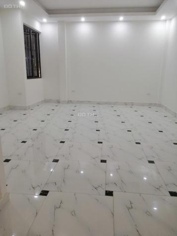 Bán nhà Định Công Hạ 30m2 xây mới 5 tầng, giá 2.65 tỷ ngõ thông Vũ Tông Phan, Cầu Lủ, 0972638668 12707077