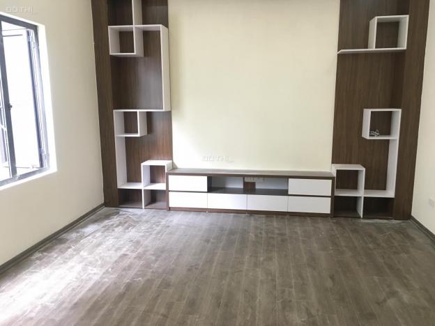 Bán nhà ngõ 168 Kim Giang, DTXD 40m2, 5 tầng, ô tô đỗ cách nhà 20m, kinh doanh tốt 12716554