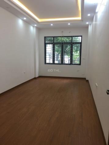 Bán nhà cây xăng Kim Giang, Thanh Liệt 39m2, 5 tầng xây mới, giá 2.7 tỷ, LH 0972638668 12727544