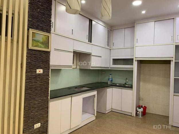 Nhà siêu đẹp! Bán nhà phố Đống Đa, nhà mới về ở ngay, ô tô 15m, 70m2 x 4T, MT 4.2m, giá 4.5 tỷ 12728530