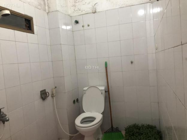 Cho thuê nhà 3T ngõ 505 Minh Khai 40m2 x 2PN có điều hòa, nóng lạnh, giá 5.5tr/th. LH: 0935887117 12732220