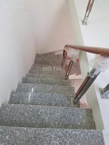 Bán nhà mới xây 1 trệt, 1 lầu ngay sau chợ Thanh Hóa - Trảng Dài chỉ 650 tr 12733526