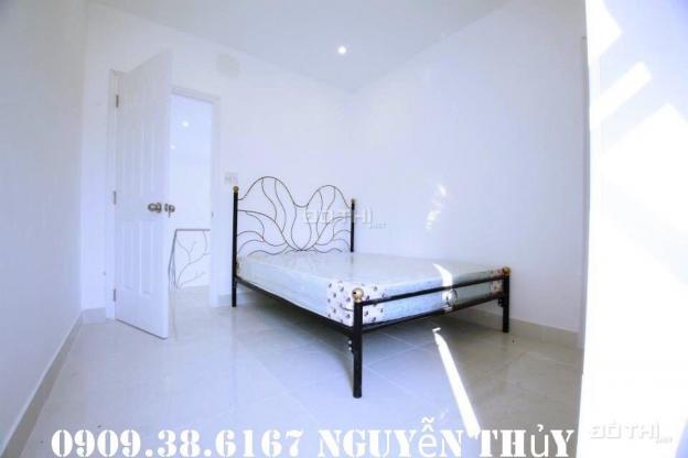 Villa phường Bình An, quận 2, giá 30.15 triệu/tháng, hồ bơi, sân vườn 12734089