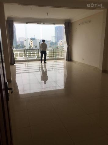 Cần cho thuê nhà riêng 4 tầng Giang Biên, Long Biên, 100 m2, giá: 18 triệu/tháng. Lh: 0984.373.362 12735502