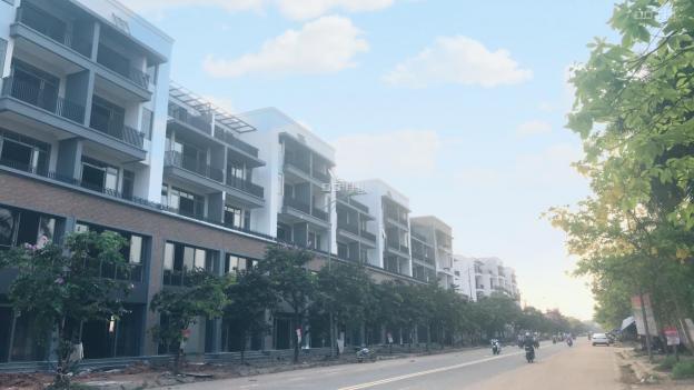 Nhà phố shophouse trung tâm thành phố Phúc Yên, kinh doanh sầm uất 12740887