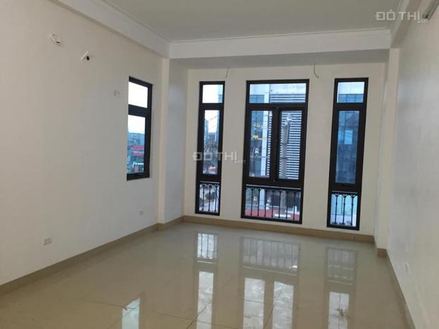 Cho thuê nhà riêng làm văn phòng Giang Biên, Long Biên, 90 m2/sàn, giá: 17 tr/th. LH: 0984.373àn 12741458
