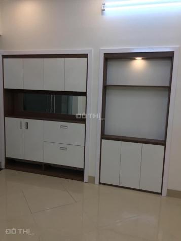 Nhà Nguyễn Khang ở ngay, 52m2, 5 tầng, MT 4.5m. Giá 4.3 tỷ 12744465