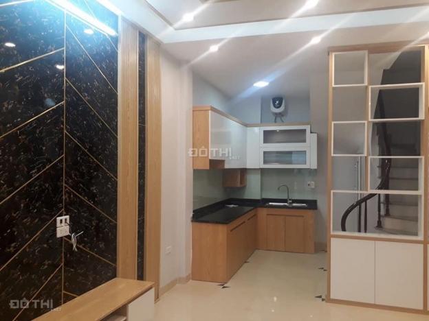 Chuyển công tác bán gấp nhà Nguyễn Khang, Cầu Giấy, 40m2, giá 2.6 tỷ, ở luôn 12758352