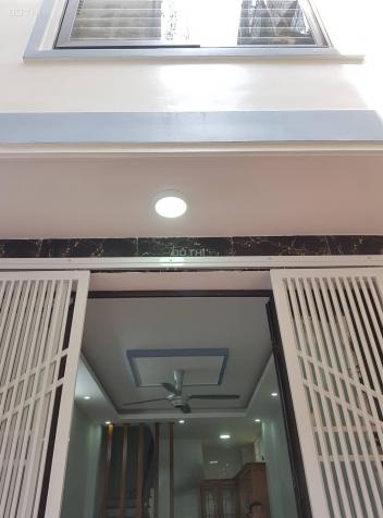 Bán ngay nhà phố Đông Thiên 35m2 * 4T phường Lĩnh Nam, Quận Hoàng Mai, giá 2.15 tỷ. LH 0988 468 796 12772267