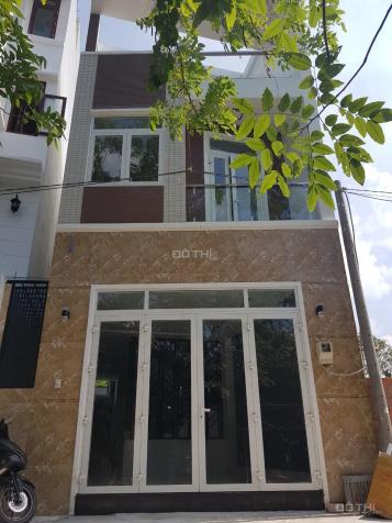 Bán nhà 1 trệt 2 lầu, sân thượng, đường 4.5m, Nguyễn Duy Trinh, p. Bình Trưng Tây, Q2 12774231
