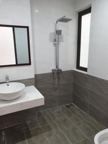 Bán nhà đẹp 30m2x4T, gần hồ Thạch Bàn tại số 2 ngõ 318 Ngọc Trì 12751387