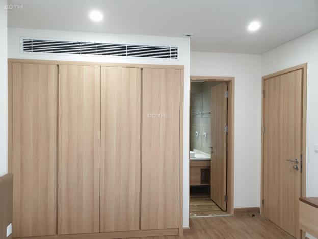 Chính chủ chuyển nhượng căn hộ 86,5m2, 2PN + 1, 2VS, chung cư Sky Park - Cầu Giấy 12776269