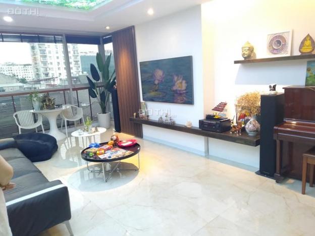 Bán căn hộ chung cư vip tại Văn Cao, 150m2, 3 PN + 2 WC. Giá 5.95 tỷ 12779175