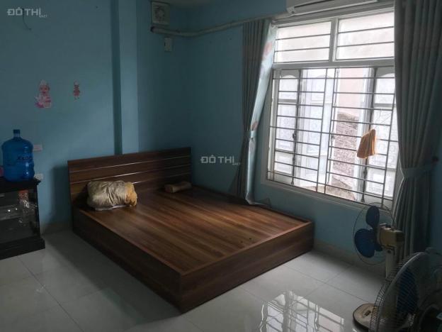 Ô tô đỗ cửa, 42m2, gần cầu Long Biên, 2.35 tỷ 12785641