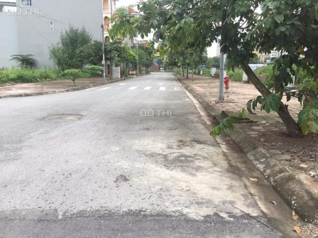 Bán lô góc 37m2, MT 3.3m thôn Thuận Tốn, Đa Tốn, đường ô tô 7 chỗ tận cửa. LH 0985633631 12790535