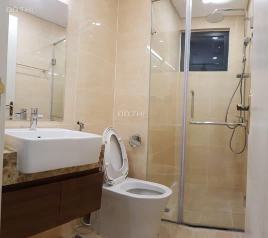 Cho thuê gấp căn hộ 2 phòng ngủ, 70m2, đầy đủ nội thất tại Home City 14 tr/th. LH: 0989144673 12799076