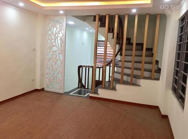 Bán nhà Kim Giang kinh doanh ô tô đỗ cửa 40m2 * 5 tầng, giá 3.5 tỷ, LH 0983911668 12806977