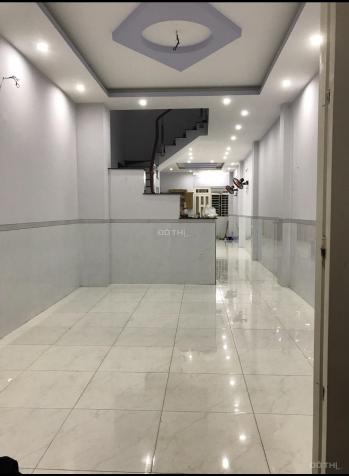 Cho thuê văn phòng đường Hoàng Diệu, Q. 4, DTSD 250m2 12809733