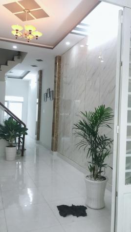 Nhà phố 2 lầu, ST hẻm ô tô 8m cách cầu Phú Xuân 1.5km SH riêng, DT 3.5x14m 12811767