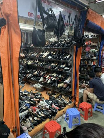 CC bán gấp quầy kiot giày dép số 561 chợ Hàng Da, Hoàn Kiếm vị trí đẹp buôn bán cực có lộc 12815991