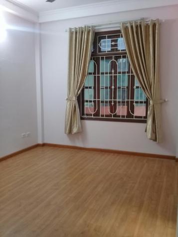 (2,4 tỷ) Bán nhà 4 tầng, 30m2 rất đẹp ngã tư Bạch Mai - Trương Định, còn mới 12820371