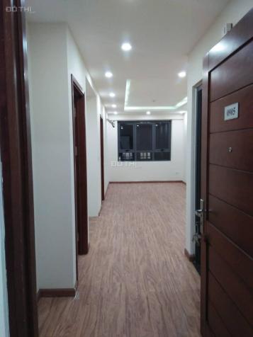 Nhượng căn hộ 69.8m2 chung cư Bộ Công An 43 Phạm Văn Đồng ban công ĐN, giá 1.8 tỷ. 0963396945 12825861