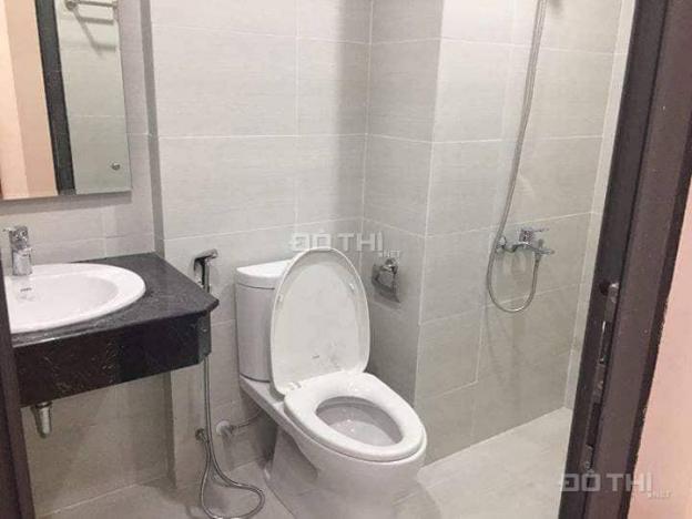 Nhượng căn hộ 69.8m2 chung cư Bộ Công An 43 Phạm Văn Đồng ban công ĐN, giá 1.8 tỷ. 0963396945 12825861