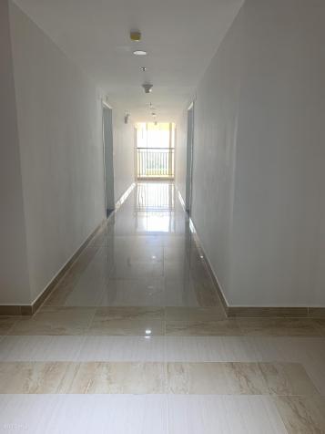 Bán lại CH 2PN 78,57m2 căn góc C5 block C tầng vừa giá 3,4 tỷ có VAT + CL LH 0917285990 12831317