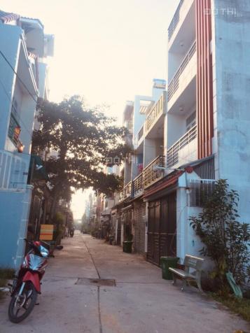 Bán nhà 1/ Bình Thành, DT 5.5x13m, 3 lầu, đường 6m thông 12837593