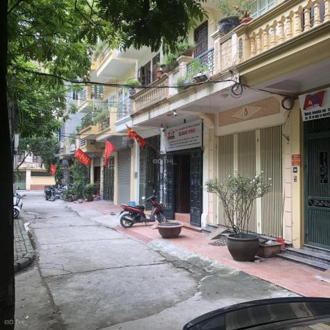 Bán nhà cũ ô tô vào nhà, Nguyễn Cơ Thạch, Nam Từ Liêm, DT 50m2 x 3T giá 5.7 tỷ 12838724