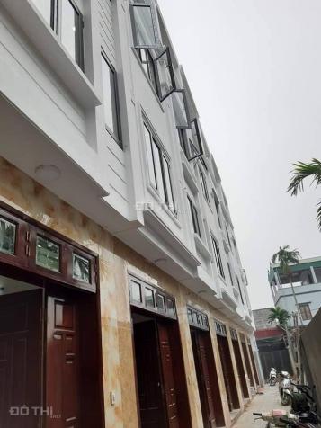 Chính chủ bán gấp căn nhà 4 tầng tại tổ 15 Thạch Bàn, Long Biên. LH 0967455268 12840692