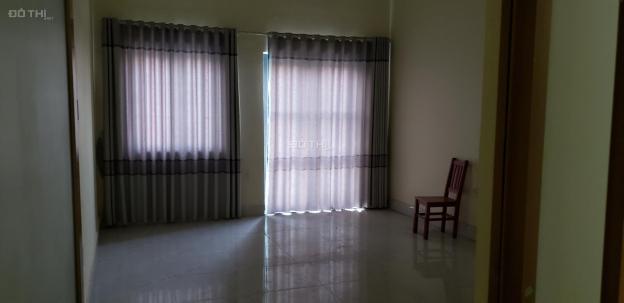 Cho thuê nhà 3 tầng Vĩnh Khê, gần Pruksa Hoàng Huy An Đồng, 8 tr/th, DTMB: 50m2, mặt tiền 5m 12841018