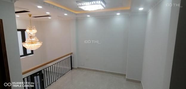 Bán nhà mới 4 tầng Nguyễn Đình Chính, P. 11, Phú Nhuận, Hồ Chí Minh, gần Nguyễn Văn Trỗi 12814047