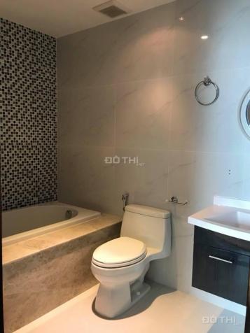 Bán căn hộ Léman Luxury Apartments, 117 Trương Định, Q. 3. Léman đang là toà nhà cao nhất Quận 3 12843403