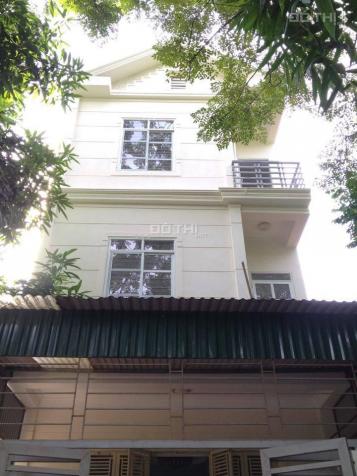 Gia đình xuất cảnh bán lại căn nhà villa đường Cao Đạt khu vực dân trí cao, giá 13,3 tỷ 12853676