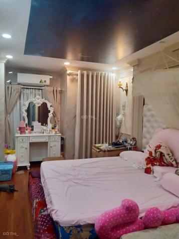 Bán villa đẳng cấp CMT8, hẻm 2 xe hơi, 4 tầng, 6PN, 9 tỷ 12854744