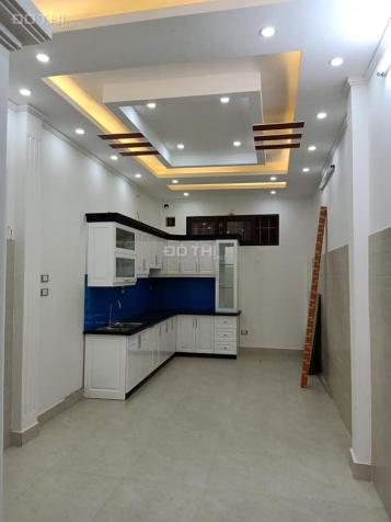 Tôi bán nhà Hoàng Hoa Thám, gần phố, ngõ ô tô tránh nhau, mới, 40m2, 5 tầng 12861499